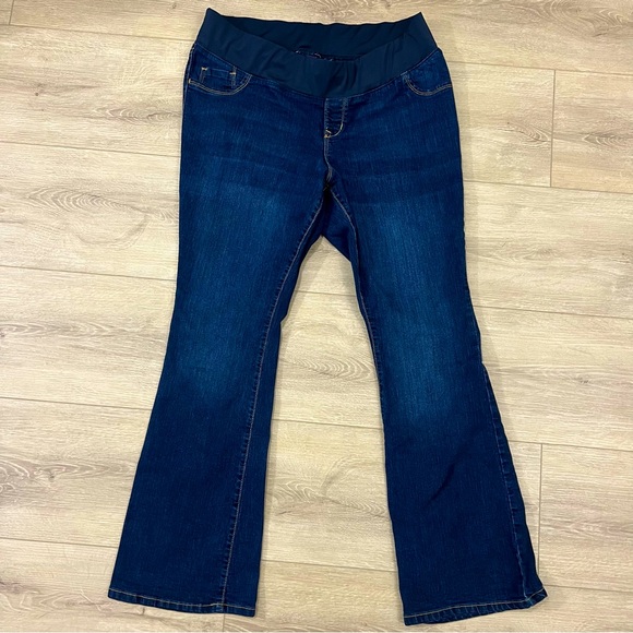 Old Navy Maternity Boot Cut Jeans Low Rise Demi Panel Size 16 - Picture 1 of 6